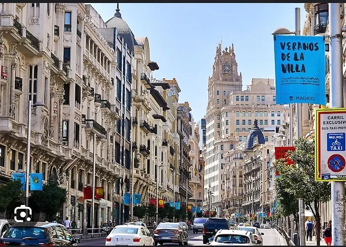 Lovely Apartments - Apartasuite completo en excelente ubicación en Madrid